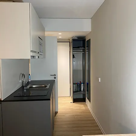 Modern Business Single Apartamento
